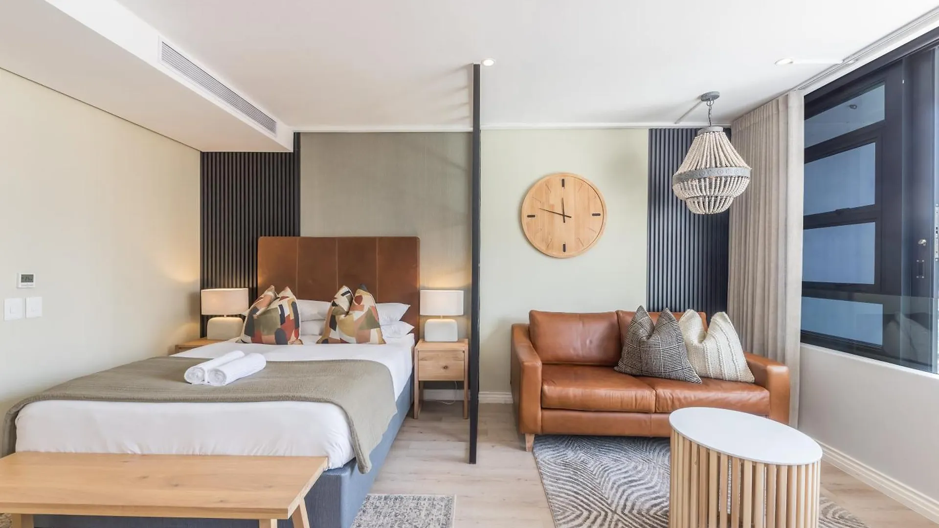 Stylish 20Th Floor Apartment With Rooftop Pool At 16Onbree Cape Town 0*,